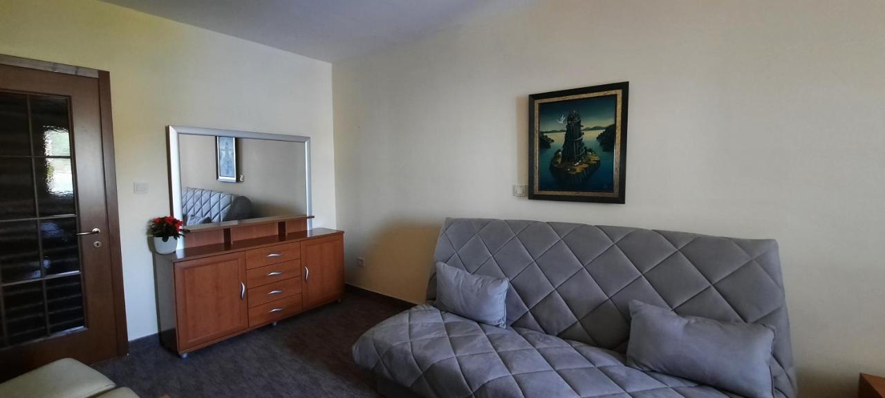 Ambassador Apartments Petrovac Εξωτερικό φωτογραφία
