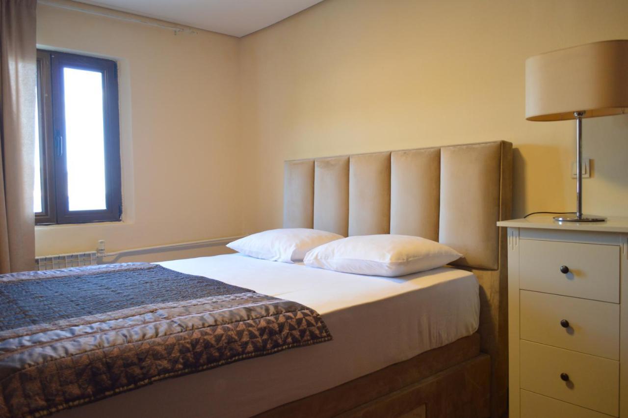 Ambassador Apartments Petrovac Εξωτερικό φωτογραφία